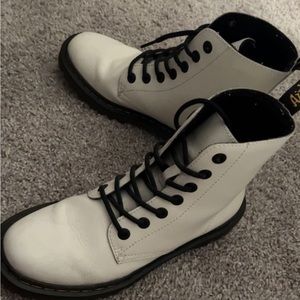 Doc Martens size 8, like new